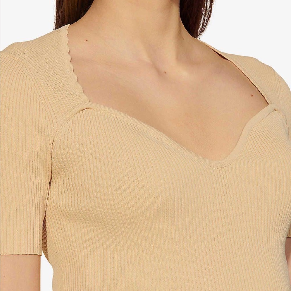 Sandro ribbed knit top with sweetheart neckline size xs/0